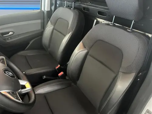 Renault Kangoo TCE 100 - 22 CONFORT - Photo 12