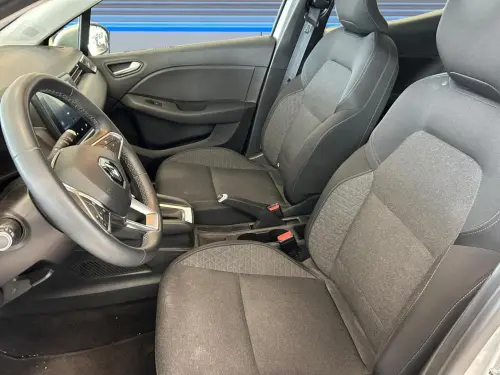 Renault Clio Clio E-Tech 140 Business - Photo 9