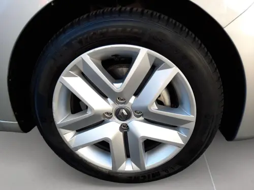 Renault Clio Clio E-Tech 140 Business - Photo 8