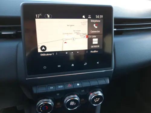 Renault Clio Clio E-Tech 140 Business - Photo 13