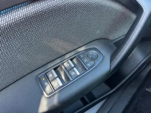 Renault Captur E-Tech full hybrid 145 ch Techno - Photo 10