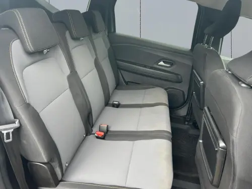 Dacia Jogger ECO-G 100 7 places GSR2 Extreme + - Photo 17