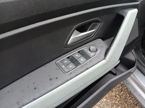 Dacia Duster Hybrid 140 Extreme - Photo 10