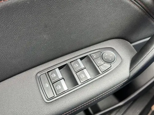 Renault Captur TCe 140 EDC - 21B Initiale Paris - Photo 10