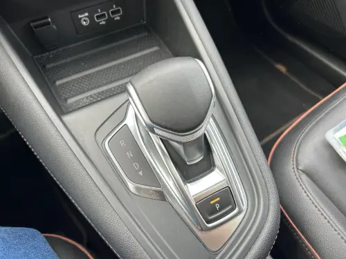 Renault Captur TCe 140 EDC - 21B Initiale Paris - Photo 19