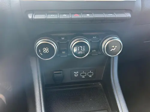 Renault Captur E-Tech 145 - 21 Intens - Photo 20