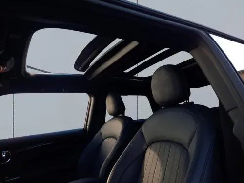 Mini Cooper Hatch 3 Portes Cooper 136 ch DKG7 Edition Resolute Plus - Photo 17