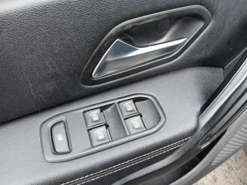 Dacia Duster TCe 130 FAP 4x2 Prestige - Photo 10