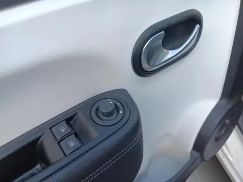 Renault Twingo E-Tech Twingo III E-Tech Techno - Photo 10