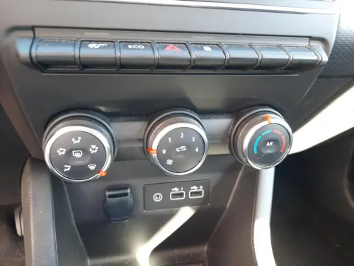 Renault Clio Clio TCe 90 Equilibre - Photo 20