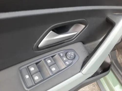 Dacia Duster Hybrid 140 Extreme - Photo 10