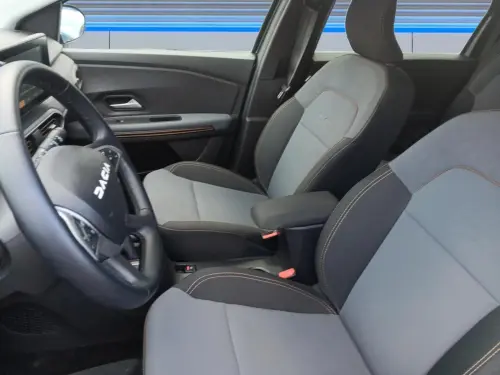 Dacia Jogger Hybrid 140 7 places GSR2 Extreme - Photo 9