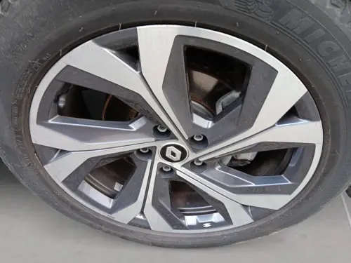 Renault Captur E-Tech 145 - 21 R.S. Line - Photo 8