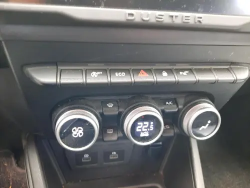 Dacia Duster ECO-G 100 4x2 Journey - Photo 17