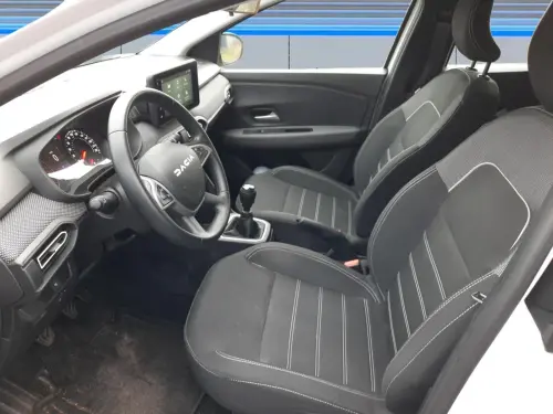 Dacia Sandero TCe 90 Expression - Photo 9