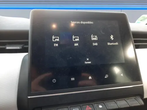 Renault Clio Clio E-Tech 140 - 21N Limited - Photo 16