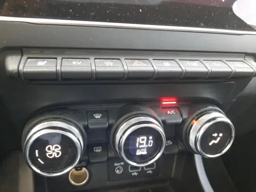 Renault Arkana E-Tech 145 - 21B R.S. Line - Photo 17