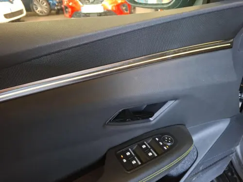 Renault Megane E-Tech Megane E-Tech 220 ch autonomie confort GSR2 Techno - Photo 9