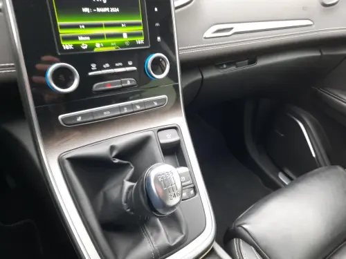 Renault Scenic Scenic TCe 160 Energy Initiale Paris - Photo 14