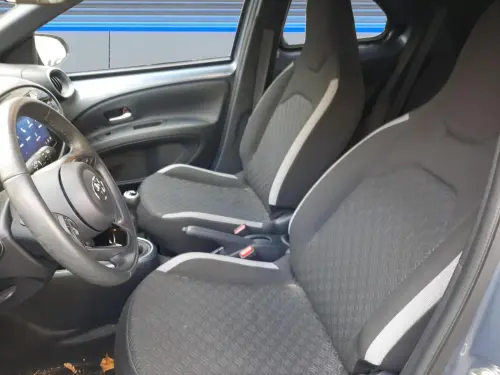 Toyota Aygo Aygo X 1.0 VVT-i 72 Air Design - Photo 9