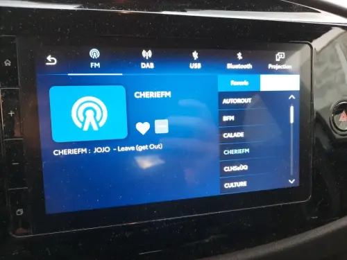 Toyota Aygo Aygo X 1.0 VVT-i 72 Air Design - Photo 16