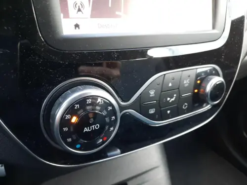 Renault Captur dCi 90 EDC Intens - Photo 15