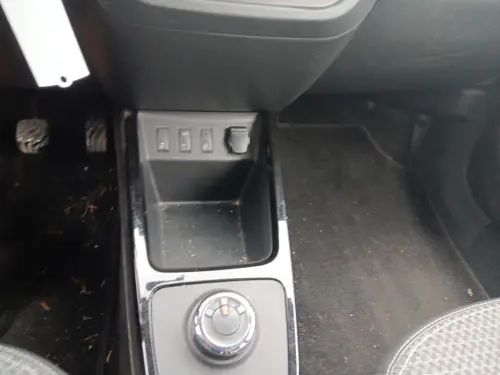 Dacia Spring Essential -23B - Photo 14