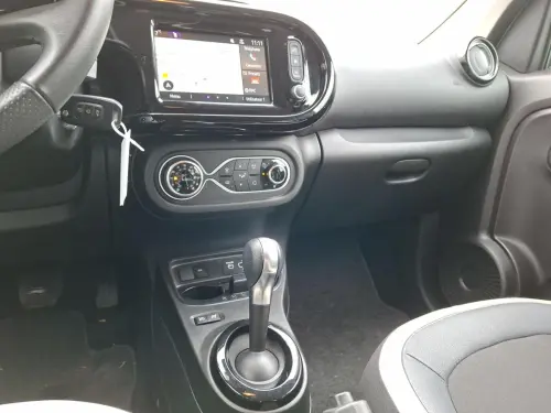 Renault Twingo E-Tech Twingo III E-Tech SL Urban Night - Photo 12