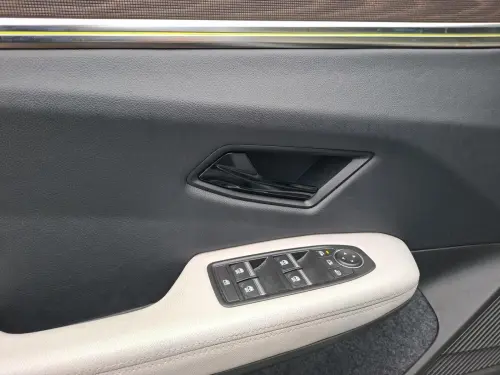 Renault Megane E-Tech Megane E-Tech EV60 220 ch super charge Iconic - Photo 7