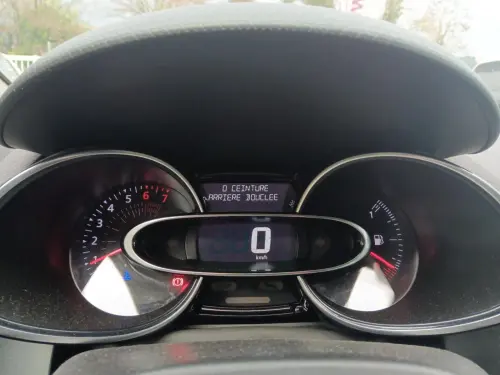 Renault Clio Clio TCe 90 E6C Limited - Photo 13