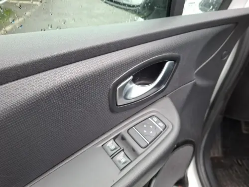 Renault Clio Clio dCi 90 E6C Business - Photo 9