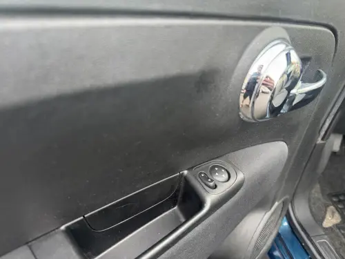 Fiat 500 500 1.2 69 ch Lounge - Photo 9