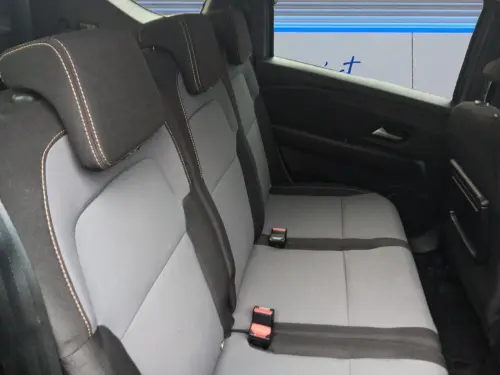Dacia Jogger Hybrid 140 7 places Extreme - Photo 17
