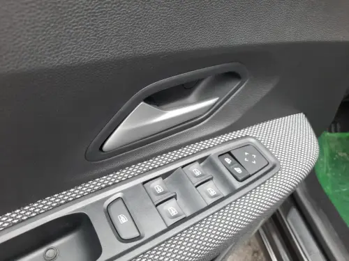 Dacia Sandero ECO-G 100 GSR2 Journey - Photo 10