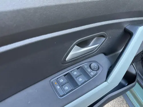 Dacia Duster TCe 130 4x2 Extreme - Photo 9