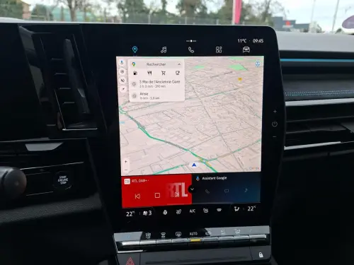 Renault Espace Espace E-Tech hybrid 200 esprit Alpine - Photo 18