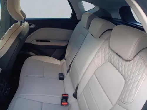 Renault Captur E-Tech Plug-in 160 Initiale Paris - Photo 15