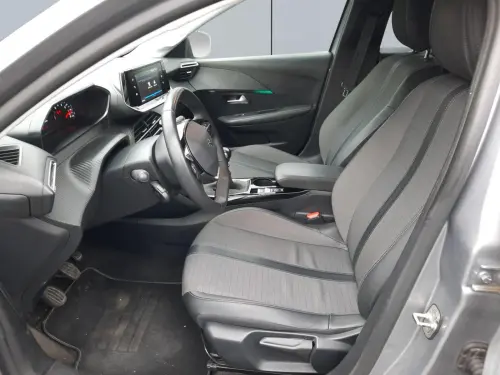 Peugeot 208 BlueHDi 100 S&S BVM6 Allure - Photo 9