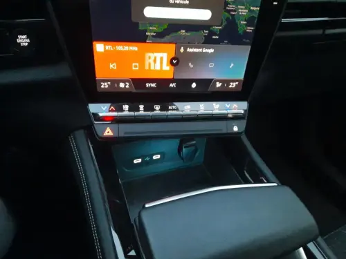 Renault Austral E-Tech hybrid 200 Techno - Photo 14