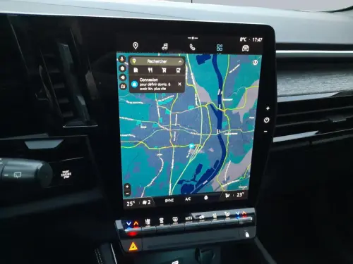 Renault Austral E-Tech hybrid 200 Techno - Photo 16