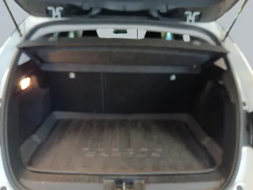 Renault Captur E-Tech Plug-in 160 Intens - Photo 18