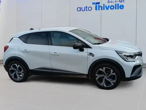 Renault Captur E-Tech 145 - 21B R.S. Line - Photo 4