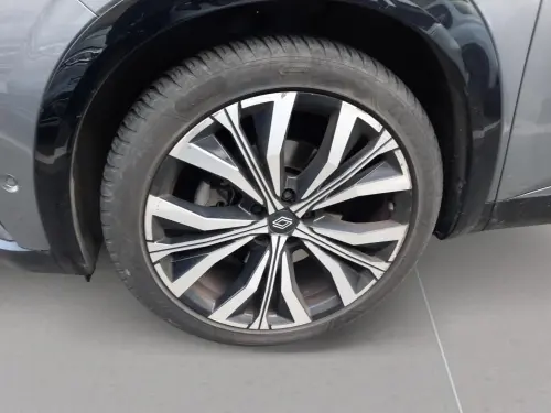 Renault Austral E-Tech hybrid 200 Iconic - Photo 8