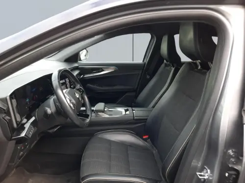 Renault Austral E-Tech hybrid 200 Iconic - Photo 9