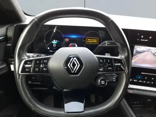 Renault Austral E-Tech hybrid 200 Iconic - Photo 12