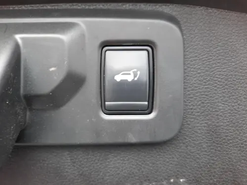 Renault Austral E-Tech hybrid 200 Iconic - Photo 19