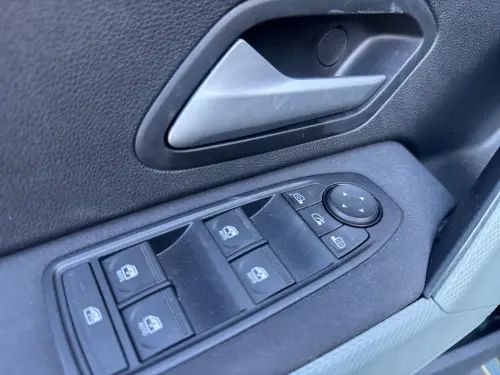 Dacia Duster Mild Hybrid 130 Extreme - Photo 8