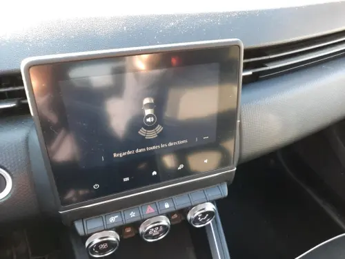 Renault Clio Clio TCe 100 Intens - Photo 16