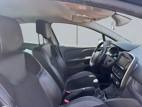 Renault Clio Clio TCe 90 E6C Intens - Photo 13