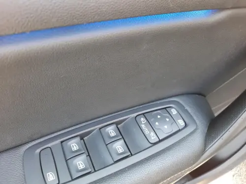 Renault Megane Megane IV Berline TCe 140 EDC Techno - Photo 10